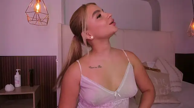 Sofi_glown Live XXX chat