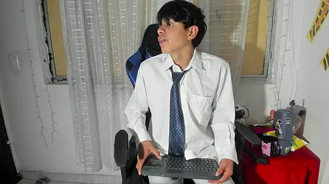 XXX chat uživo modela Alex_it0_