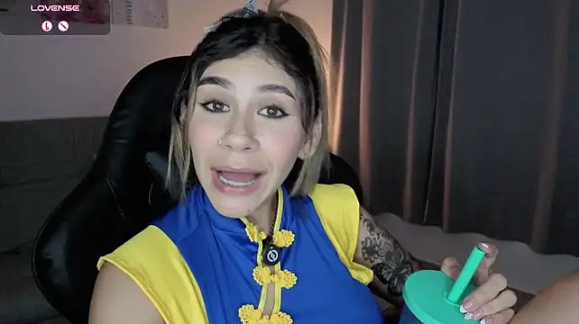 دردشة Isabella_Bliss الجنسية المباشرة