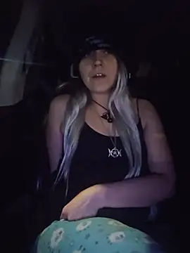 ScarletsWeb – Naživo XXX chat