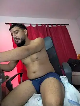 BadboyX333 现场XXX聊天