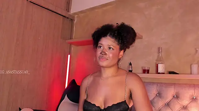 Anastassia03 élő XXX-chatje