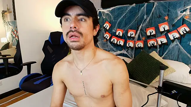 Ethan_Briggs_ Live XXX-Chat