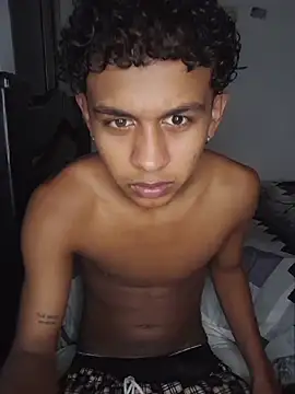 YourCaramelBoy Webcam Show