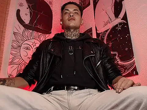 AlecBanne_ élő XXX-chatje