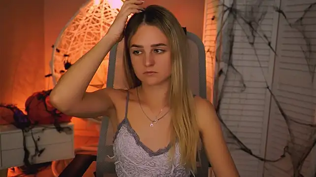 DeboraLarson 라이브 XXX 채팅