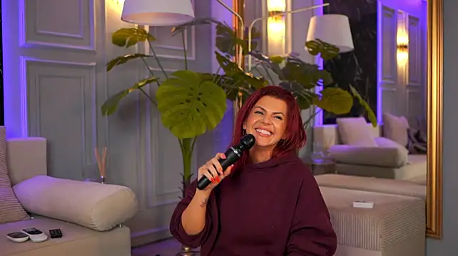 Chat +18 de CamillaStarrX ao vivo