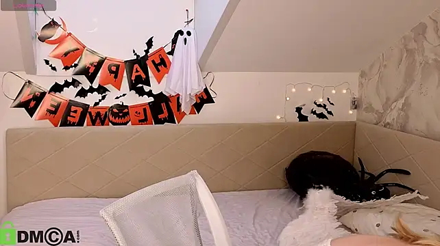 Lilly-Jhonas Adlı Modelin Canlı XXX Sohbeti