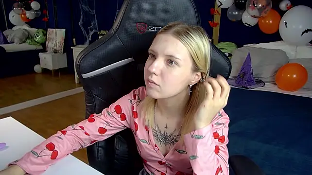 NellyMars élő XXX-chatje