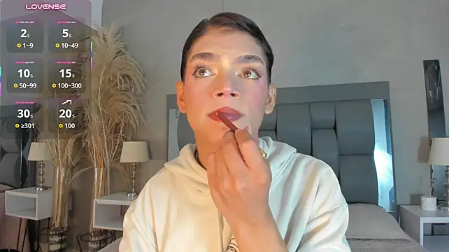 Онлайн чат XXX heidi_aldridge