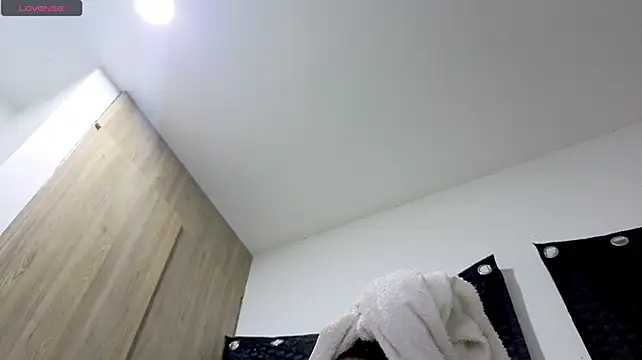 X-Shanell 라이브 XXX 채팅