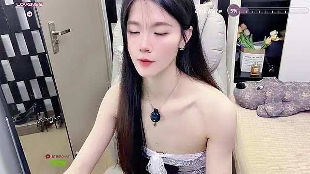 Yueyue-MM 现场XXX聊天