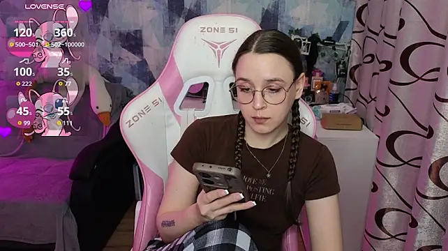 Chat +18 de Sweet_frosti ao vivo