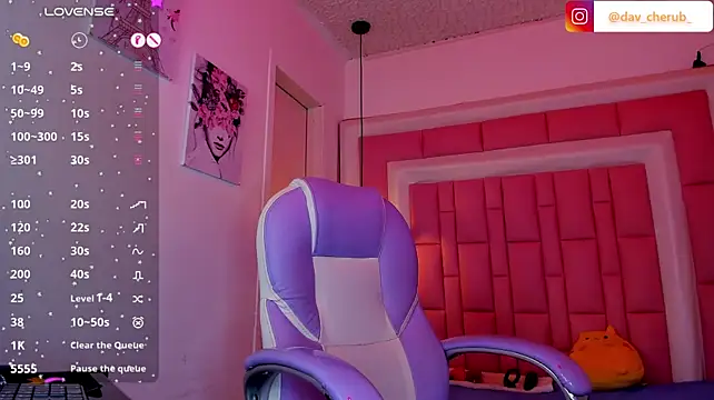 cherub_ Adlı Modelin Canlı XXX Sohbeti