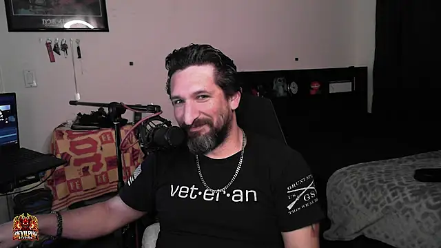 Chat XXX en directo de DevilPup75_
