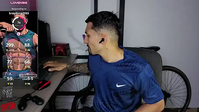 XXX chat uživo modela Marck_Muscle