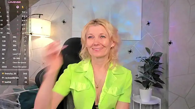 Czat XXX na żywo – Julie_Lucas