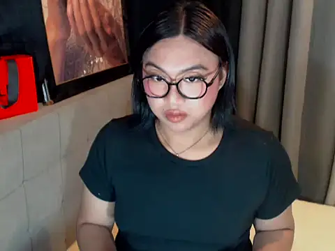 دردشة AsianHotPrecious الجنسية المباشرة