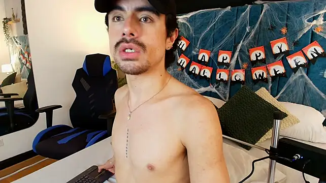 Ethan_Briggs_ 라이브 XXX 채팅