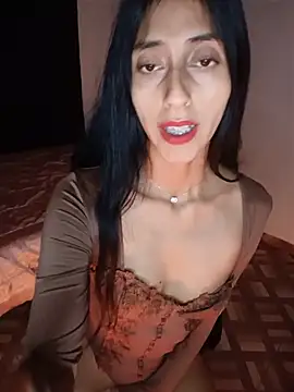Im_Kloe_ Adlı Modelin Canlı XXX Sohbeti