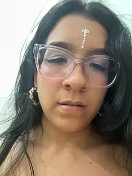 Chat XXX ao vivo de Gia_cutee