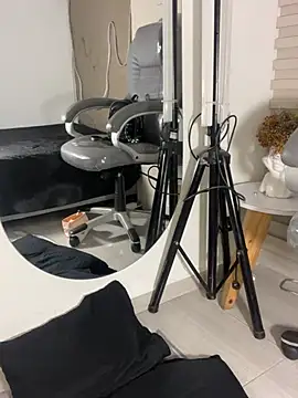 Chat +18 de Aida_moreno ao vivo