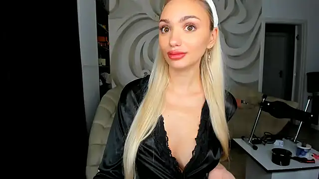 HaleySweet18 live XXX chat