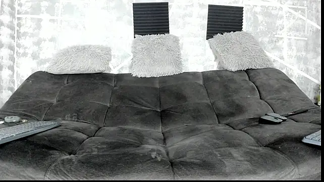 leonidas_18k – Naživo XXX chat