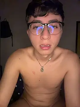 CamiRojas_boyのライブXXXチャット