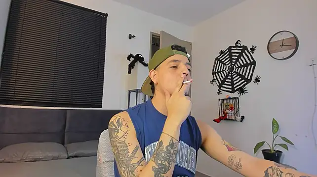 دردشة alejandro_calderon1 الجنسية المباشرة