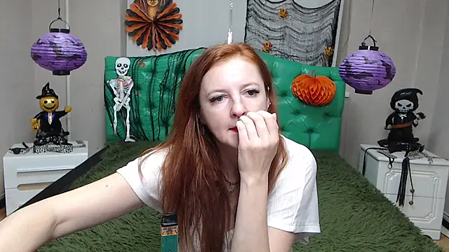 Chatroom XXX en direct de MeganPirs