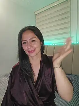 Scarrletfoxx_ élő XXX-chatje