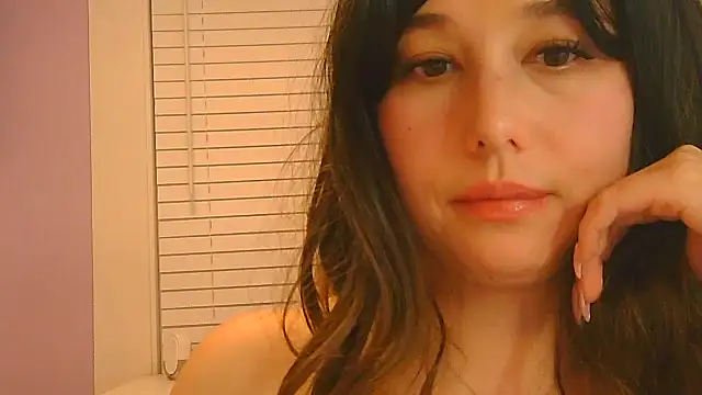 scarlett_lace1 élő XXX-chatje