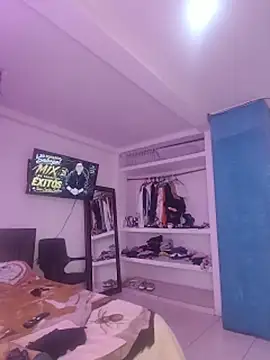 LuluDream élő XXX-chatje