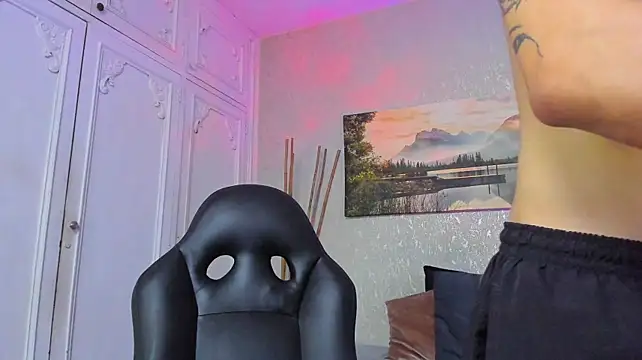 Czat XXX na żywo – Tyler_durten