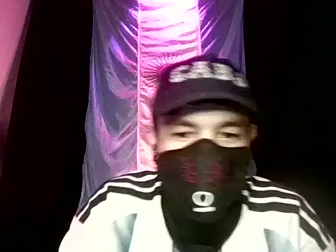 Онлайн чат XXX RAMIROSANTIAGO