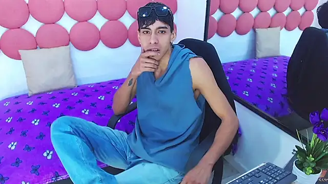 XXX chat uživo modela Drake_Jack