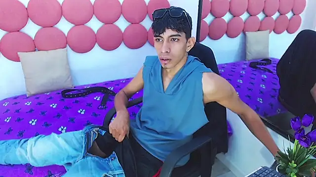 XXX chat uživo modela Drake_Jack