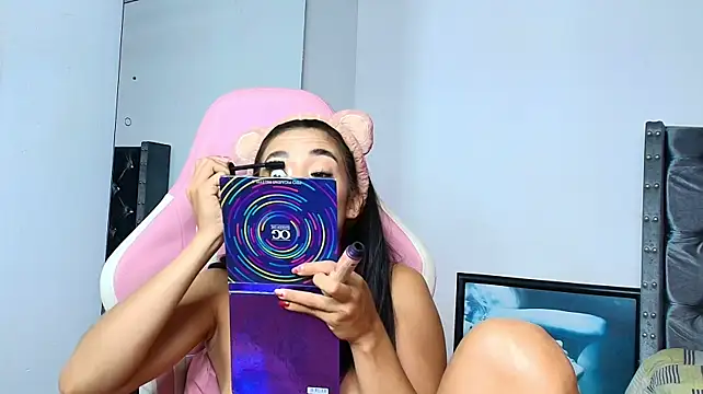 GraceWallace_ লাইভ XXX চ্যাট