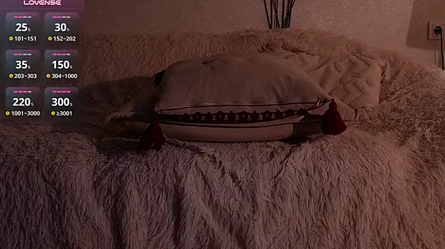 CherryJohnigan: онлайн-секс-чат