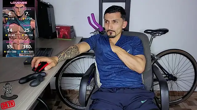 Chat XXX ao vivo de Marck_Muscle