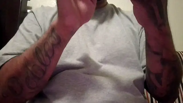 upinyou7 Live XXX-chat