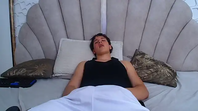 Chat +18 de SEXYBOY_VC ao vivo