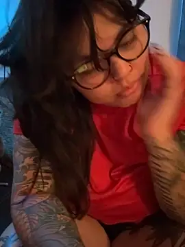 miacanela_xo élő XXX-chatje