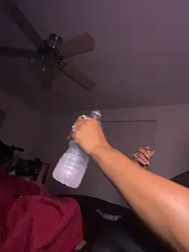 reecieofficial's Live XXX Chat