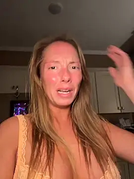 prettymouthpeach Live XXX-chat