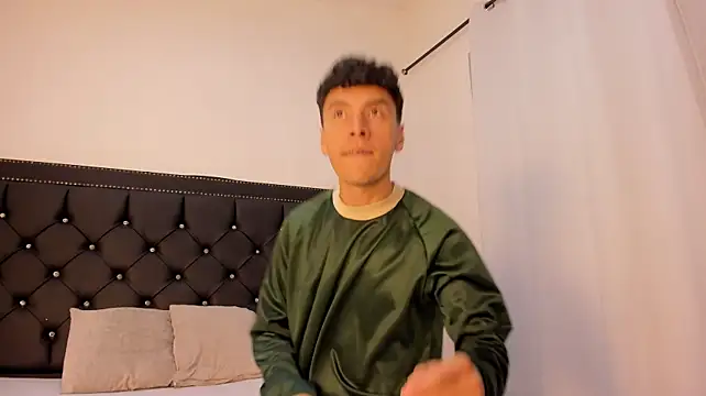 Chat XXX ao vivo de MaxLeons