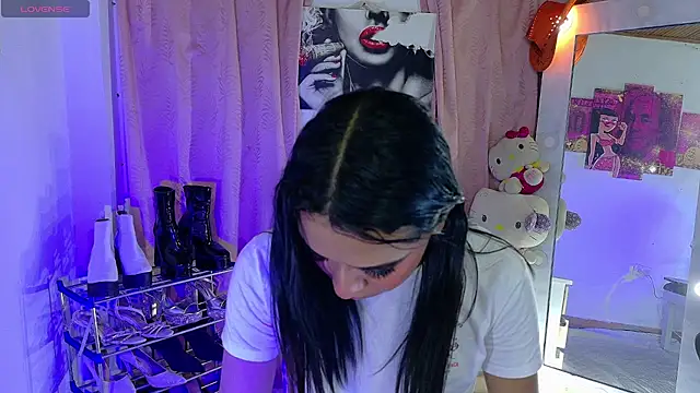 XXX chat uživo modela candyy_13