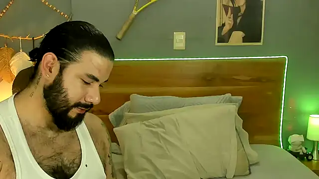 Prometeo-grizzly Chat XXX live