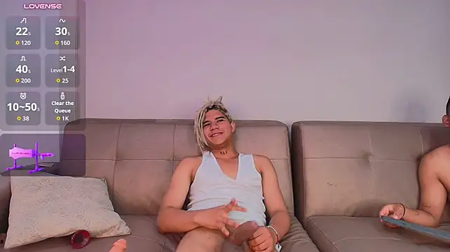 Онлайн чат XXX AlanAndAxel